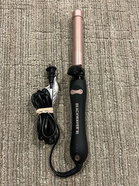 The Beachwaver Co. B1 Curling Iron in Black and Rose Gold